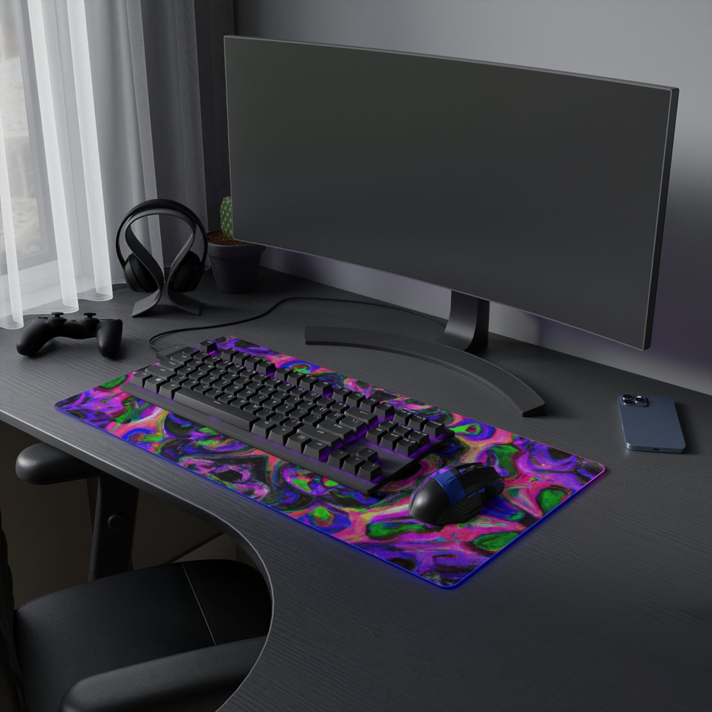 Marvin the Robotic Mallet - Psychedelic Trippy LED Light Up Gaming Mouse Pad